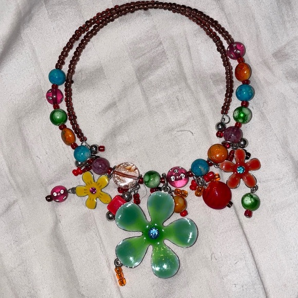 Jewelry - Floral flower beaded art teacher fun cool Y2K 90 2000 necklace crafty stretchy
